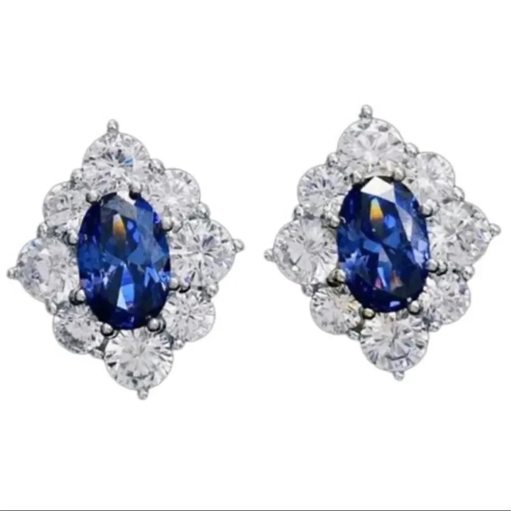 The Royal 925 Sapphire are Cubic zirconium estate inspired stud earrin…